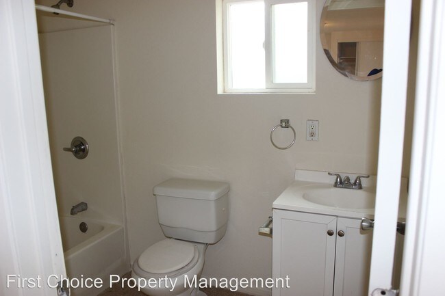 Foto del edificio - 7565 Lincoln Ave