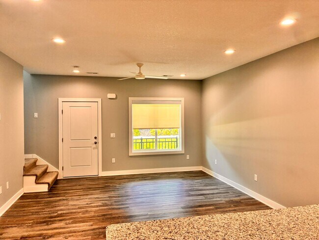 Foto del edificio - 3BR 2.5ba Townhome in Waukee