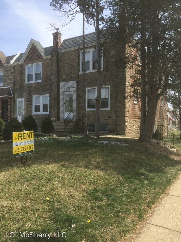Foto principal - 6301 Large St