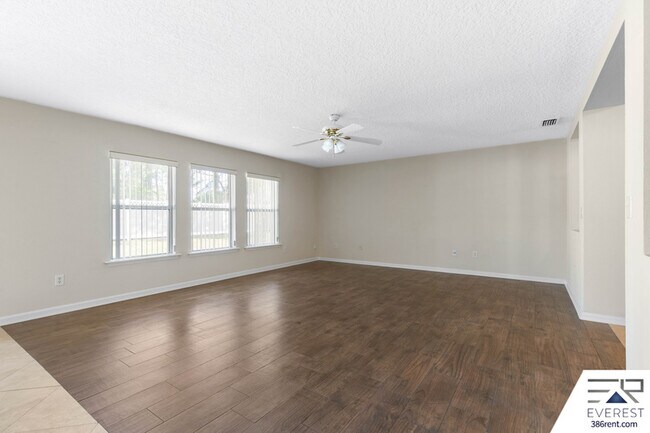 Foto del edificio - 9 Waywood Pl