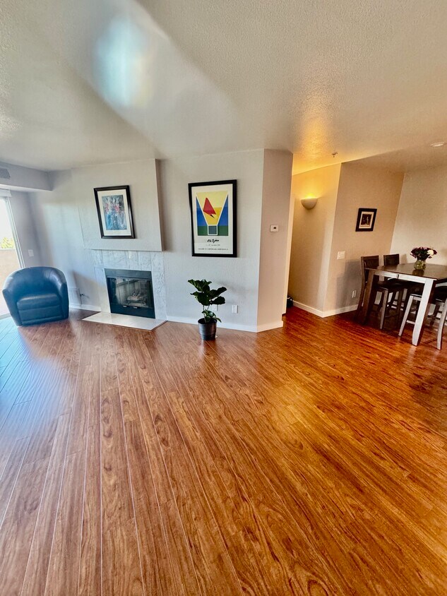 Primary Photo - 11395 Affinity Ct