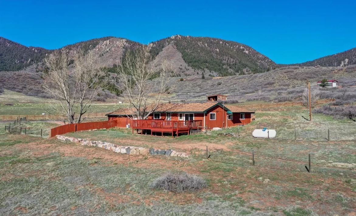 Foto del edificio - 4190 Hay Creek Rd
