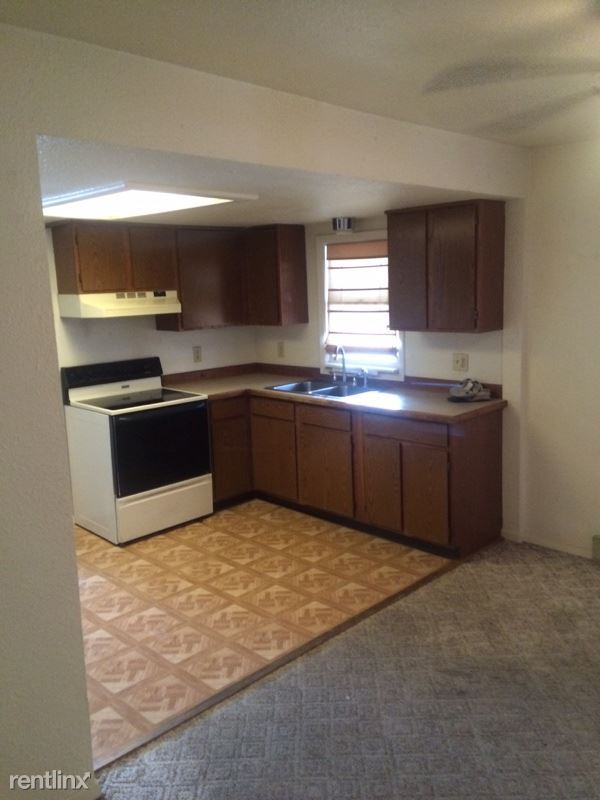 Primary Photo - 2822 8th Ave S