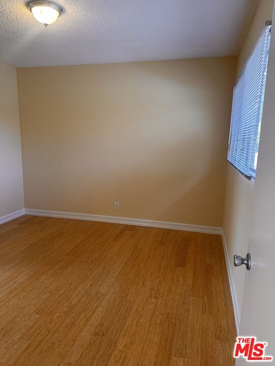 Foto del edificio - 5411 S Centinela Ave