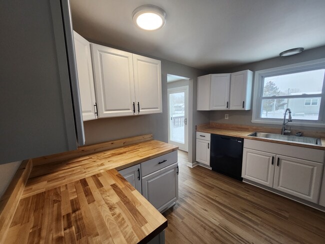 Building Photo - 8439 Lace Bark Ln