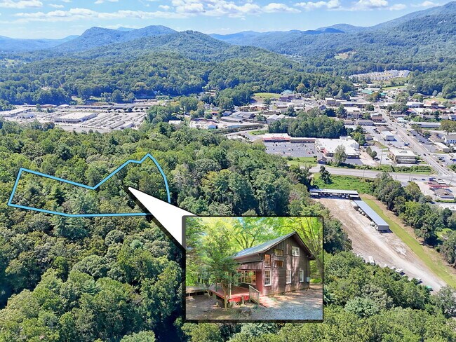 Building Photo - 331 Duggan Hill Dr