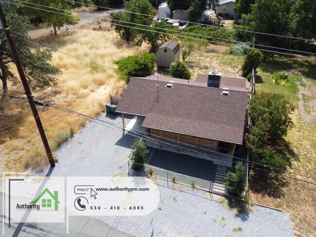 Building Photo - 1941 Shasta St. Beautiful home, Recently R...