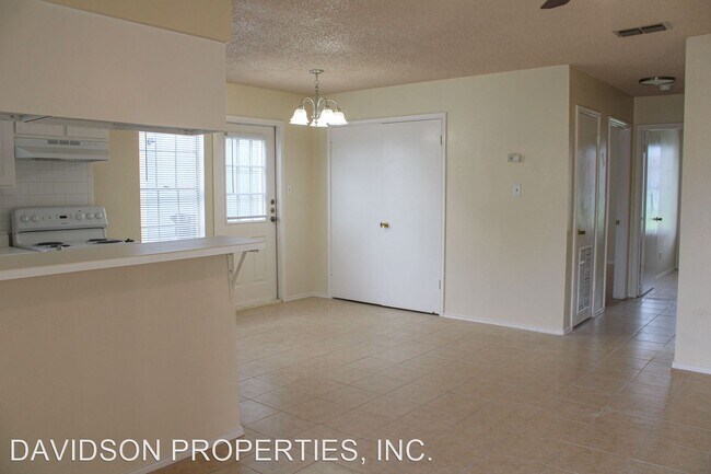 Foto del edificio - 2 br, 1 bath House - 815 W Olmos