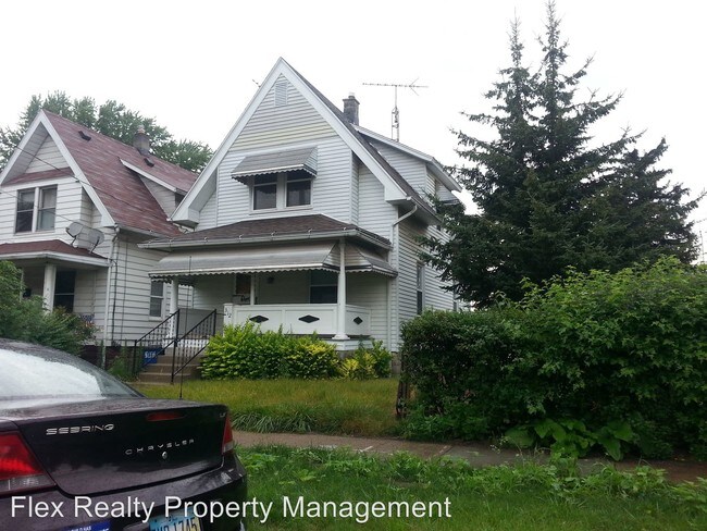 Building Photo - 312 Troy St