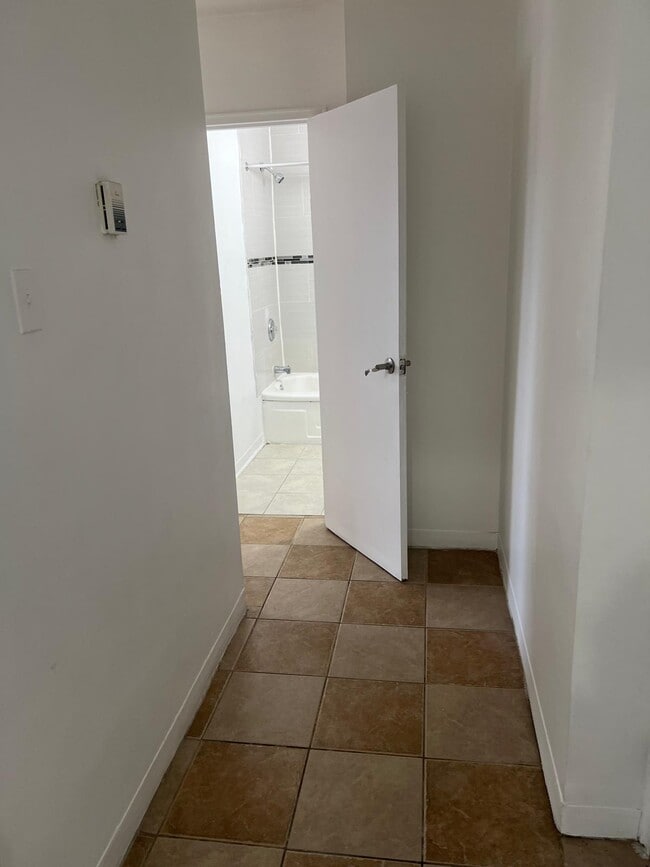 Building Photo - 2448 Carling Ave