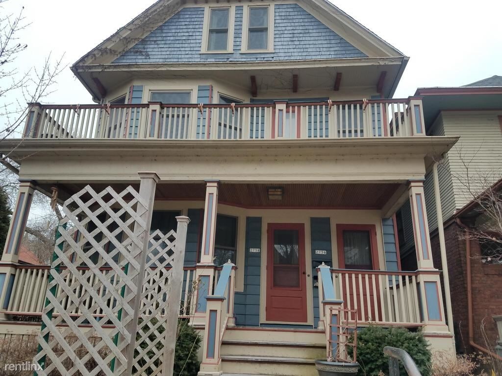 Primary Photo - 2 br, 1 bath Apartment - 2756 N. Hackett Ave