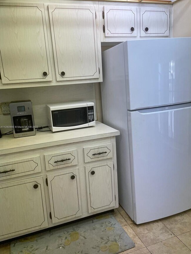 6000 NW 64th Ave Unit 304 - 4