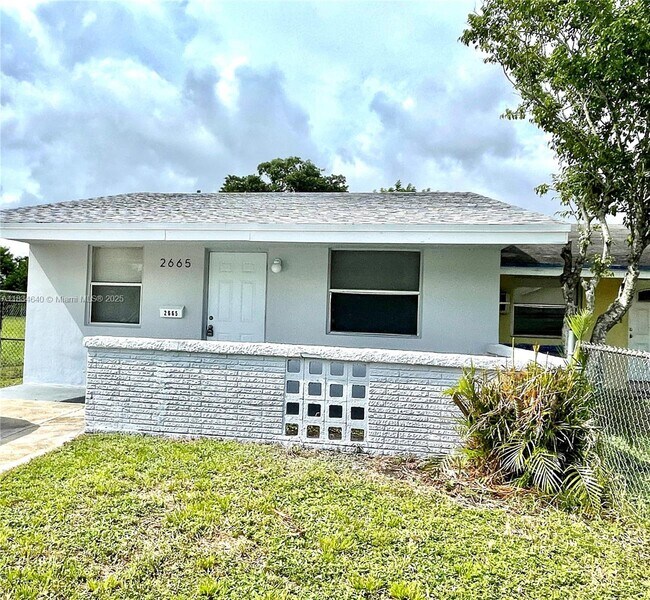 Foto del edificio - 2665 NW 20th St