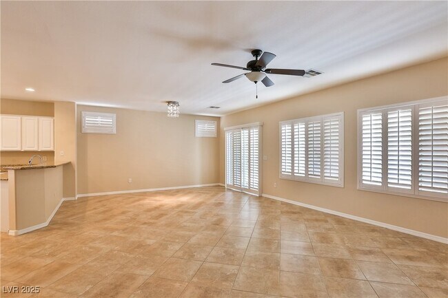 Foto del edificio - 2264 Laurel Heights Ln