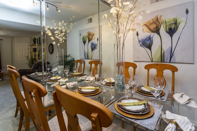 Interior Photo - Timber Chase at Sarasota Bay