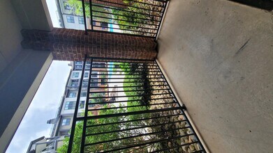 Interior Photo - The Kirkwood Apartments at Edgewood