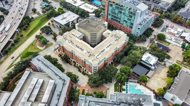 Building Photo - 300 St Joseph Pkwy