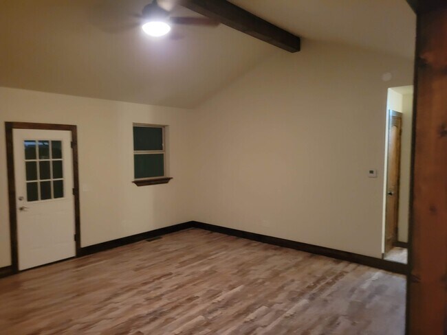 Building Photo - 1509 Larkspur Ct