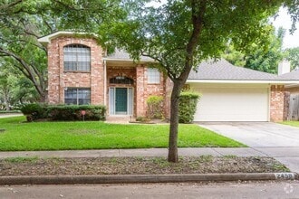Building Photo - 2458 Parkwood Ln