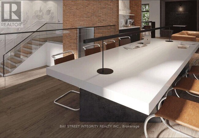 Building Photo - 308 Jarvis St