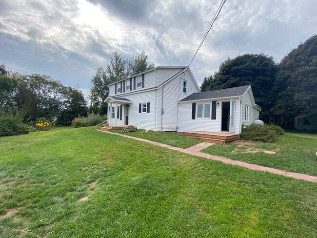 Building Photo - 2029 Church Rd