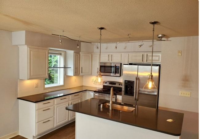 Building Photo - 13413 97th Ave E