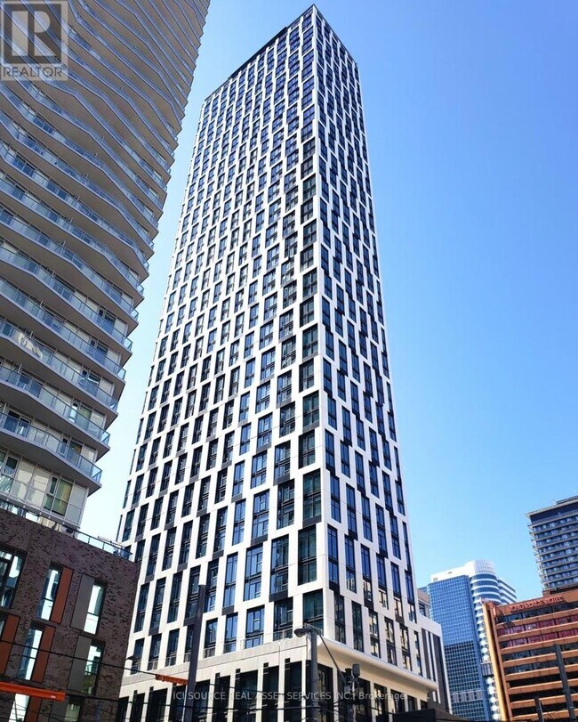 Building Photo - 252 Church St