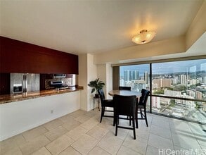 Building Photo - 1750 Kalakaua Ave