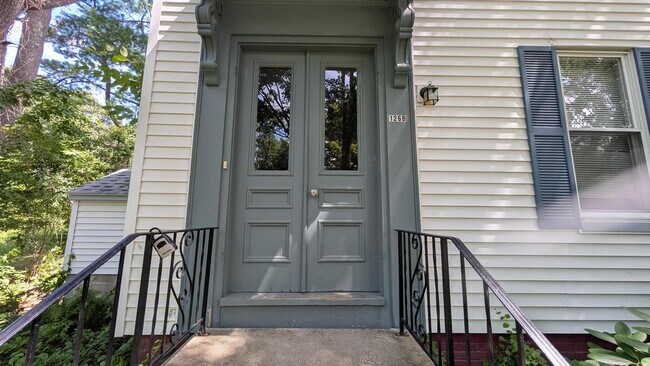 Foto del edificio - 126 Sullivan St