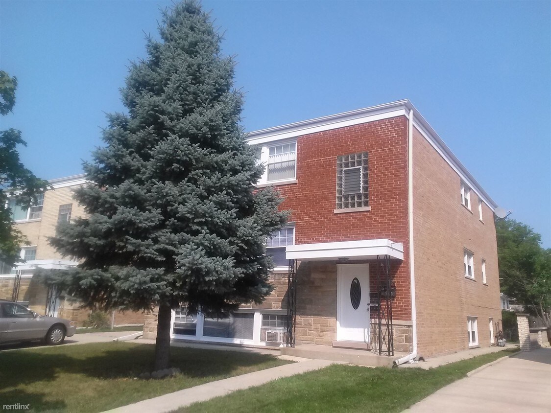 Primary Photo - 8845 N Wisner St