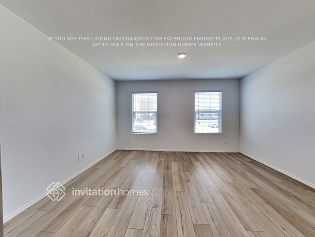 Building Photo - 3205 Crestone Dr
