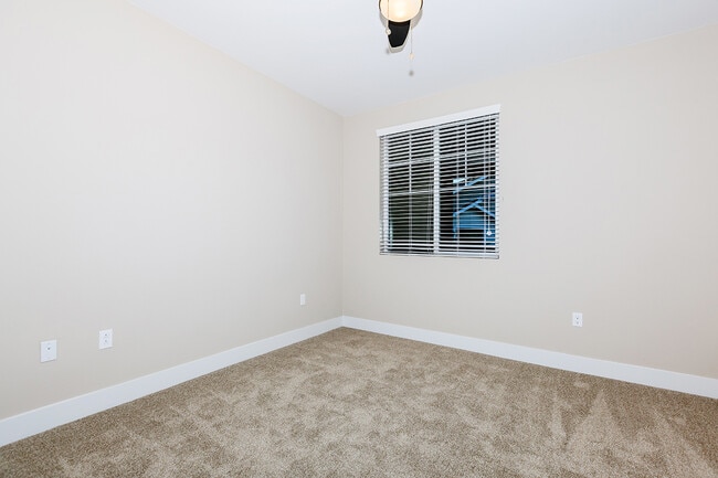 Foto del edificio - Sendero Gateway Apartment Homes