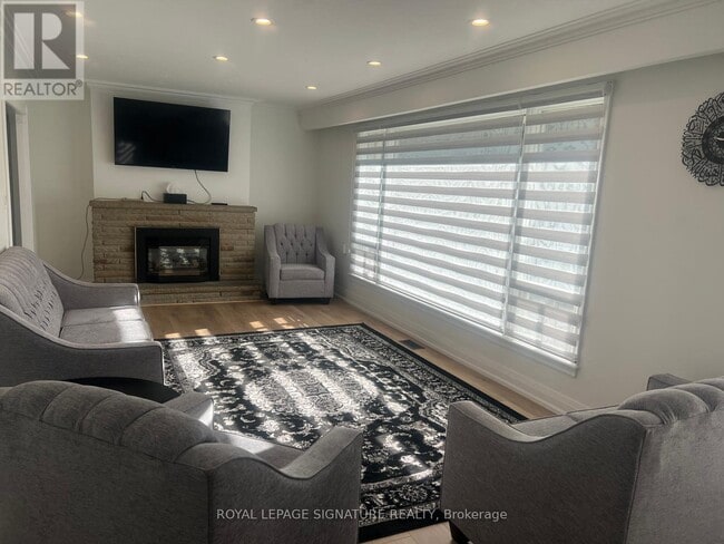 Photo du bâtiment - 1410 Larchview Trail