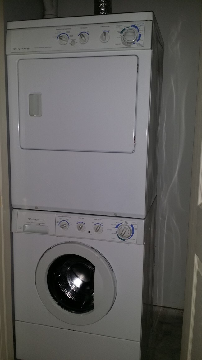 Pineridge Residences Apartments Ithaca, NY