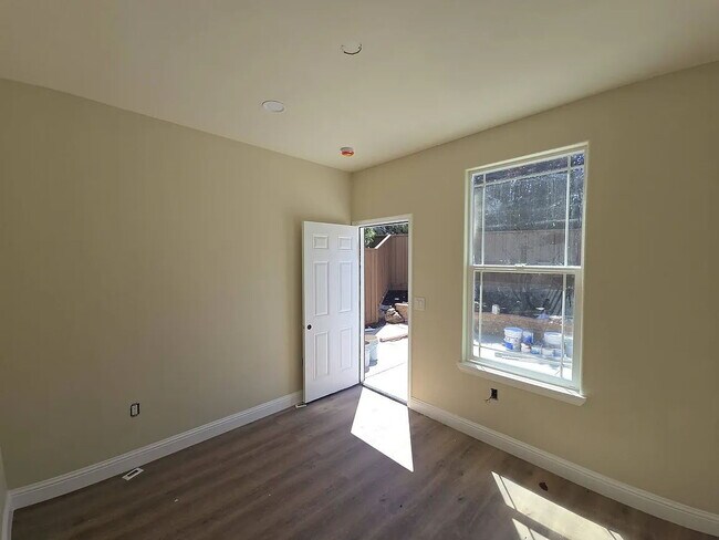 Foto del edificio - Cozy, comfortable and large living space for a family