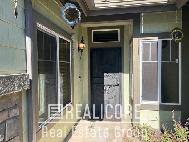 Building Photo - 11824 Greenbluff Way