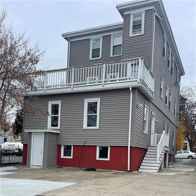 Building Photo - 474 Branch Ave