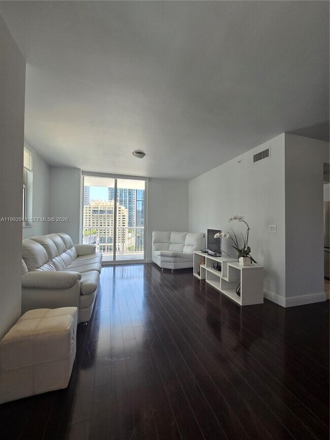 Foto del edificio - 1250 S Miami Ave