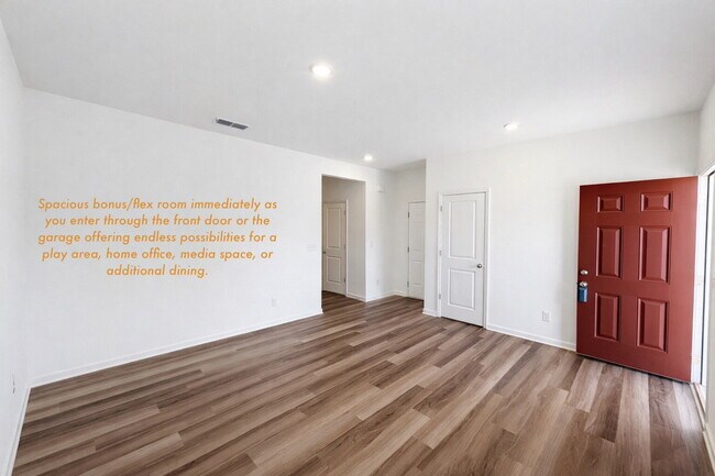 Foto del edificio - Like New 5 Bedroom Home with Community Amenities