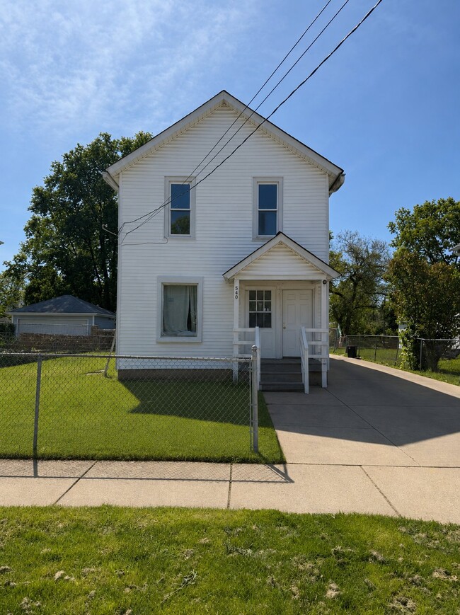 Photo - 540 Iowa Ave Apartment