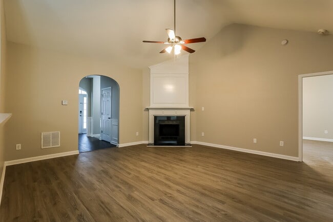 Foto del edificio - 2839 Stonewall Ln SW