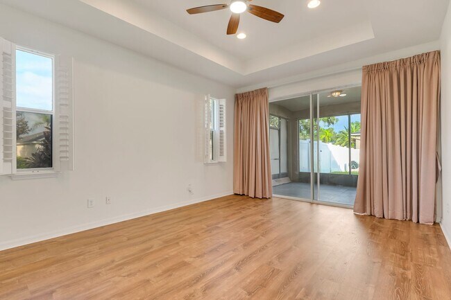 Photo - For Rent: Luxurious 4 Bed/3.5 Bath Home wi...