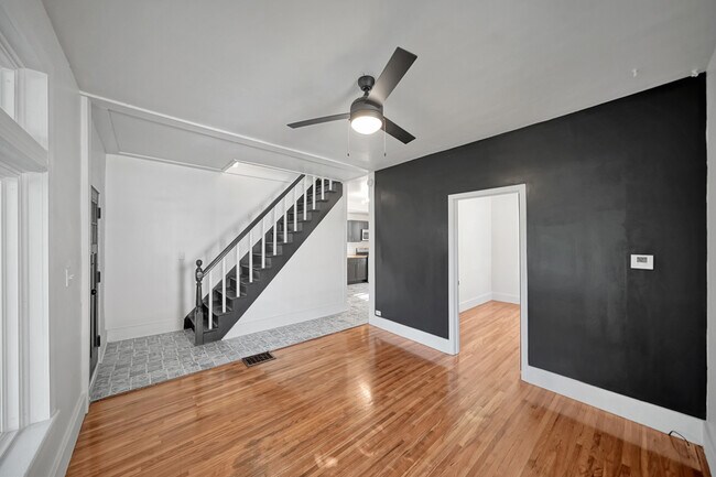 Building Photo - 3275 Orchard St