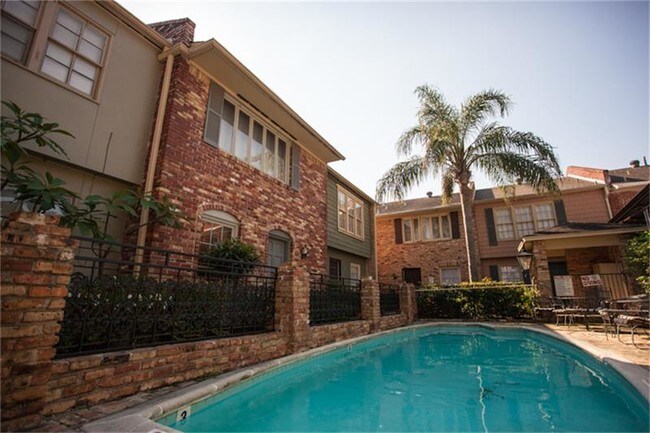 Foto del edificio - 1743 Commonwealth St