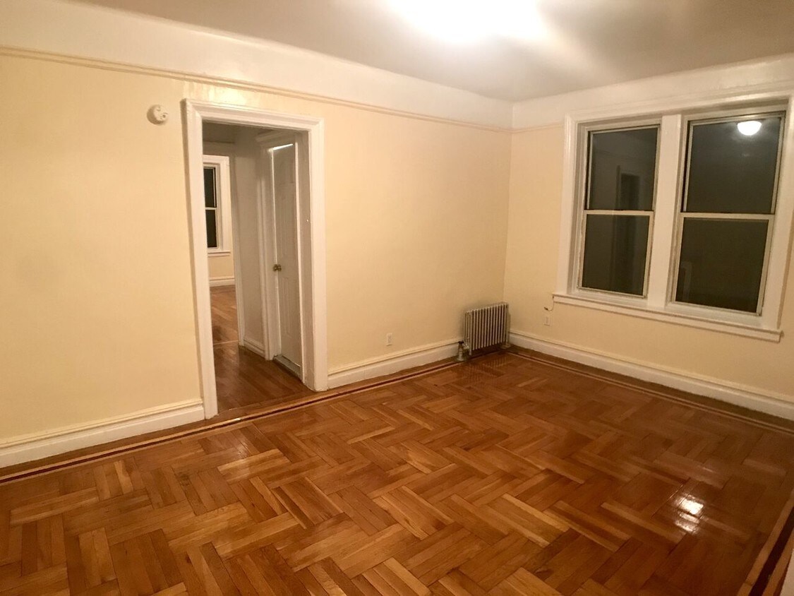 81 Seaman Ave, New York, NY 10034 Apartments in New York, NY
