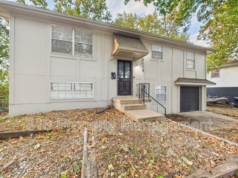 Primary Photo - 7730 E 103rd Terrace