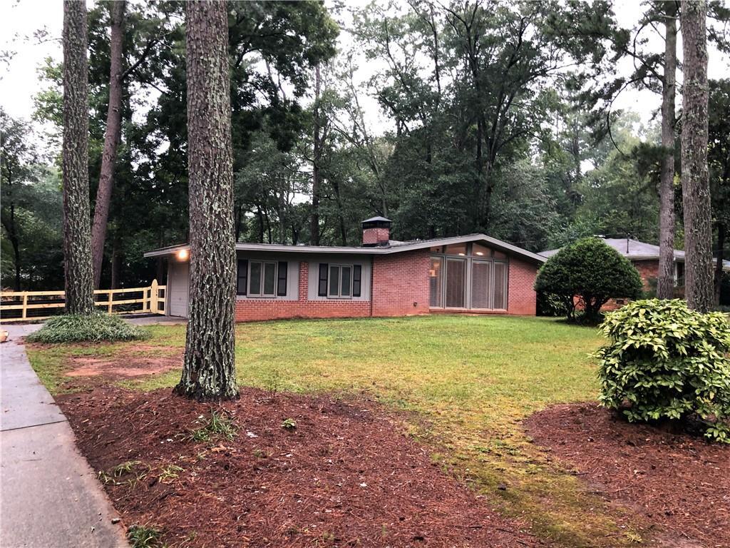Primary Photo - 145 Elaine Dr
