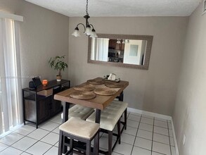 Building Photo - 4515 SW 68th Ct Cir