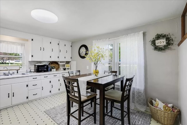 Foto del edificio - 121 S 25th St