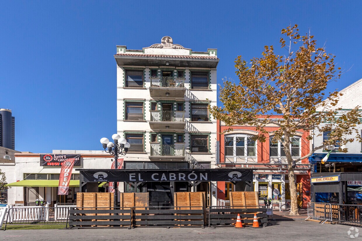 The Lincoln Hotel Apartments in San Diego, CA